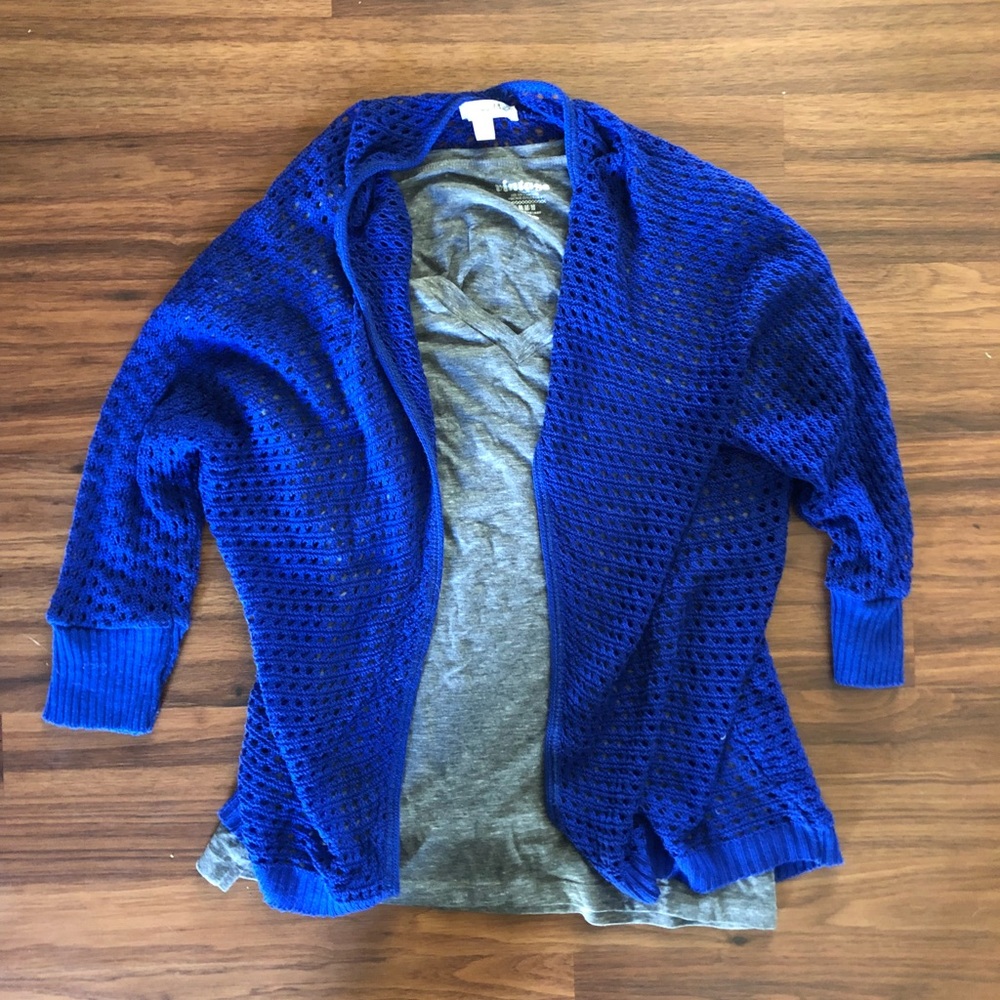 🌻3 for $20🌻 Crocheted cardigan